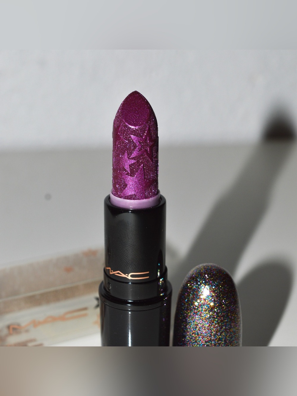 MAC Cosmetics Kiss Of Stars Lipstick *STARSTRUCK* Berry Purple Limited Edition - Picture 4 of 11